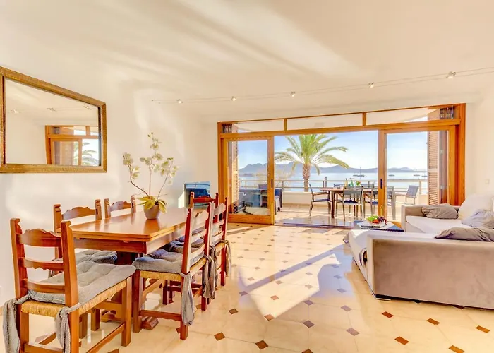 Emma Beachfront By Sealand *