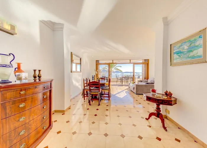 Emma Beachfront By Sealand Apartman Port de Pollença