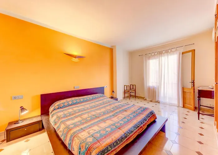 Emma Beachfront By Sealand * Puerto Pollensa