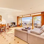 Emma Beachfront By Sealand *