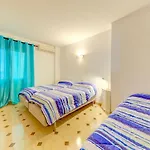 Emma Beachfront By Sealand