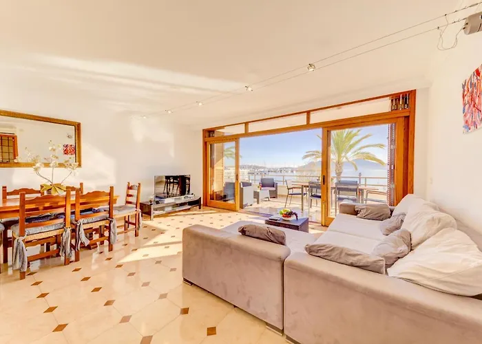 Emma Beachfront By Sealand *